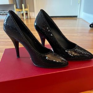 BRAND NEW SALVATORE FERRAGAMO JUDY NERO LAMB HEEL
